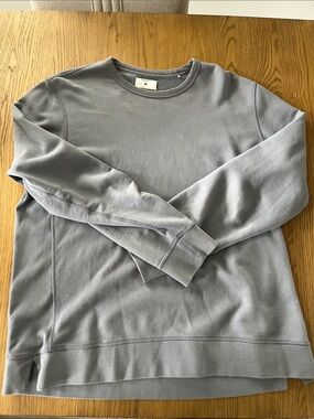 Jason Scott Crewneck Sweatshirt in light blue